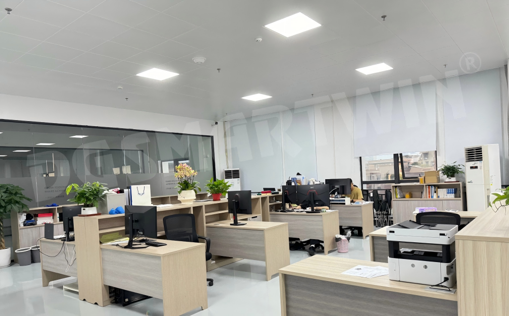 過(guò)55555.png 過(guò)55555.png